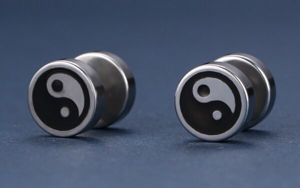 Silver Steel Yin Yang Screw Back Earring - Image 2