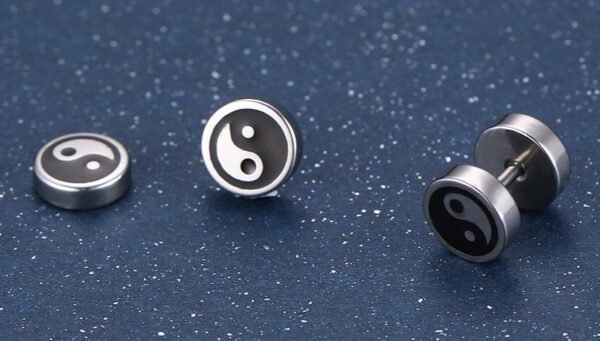 Silver Steel Yin Yang Screw Back Earring - Image 5