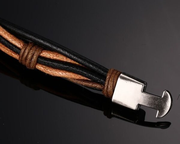 Retro Style Genuine Leather Bracelet - Image 4
