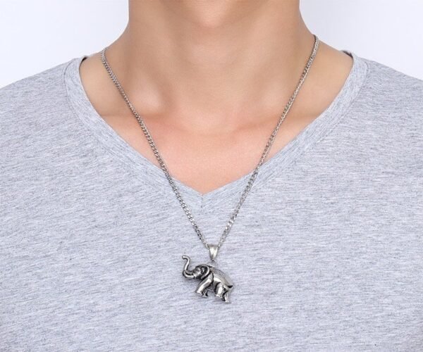Vintage Silver 3D Elephant Chain - Image 3