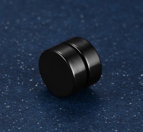 Black Magnetic Earring - Image 2