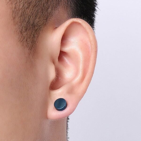 Black Magnetic Earring - Image 4