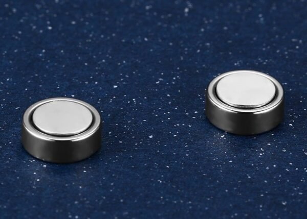 Stainless Silver 2 sided Magnetic Earring ME-043 - Image 3
