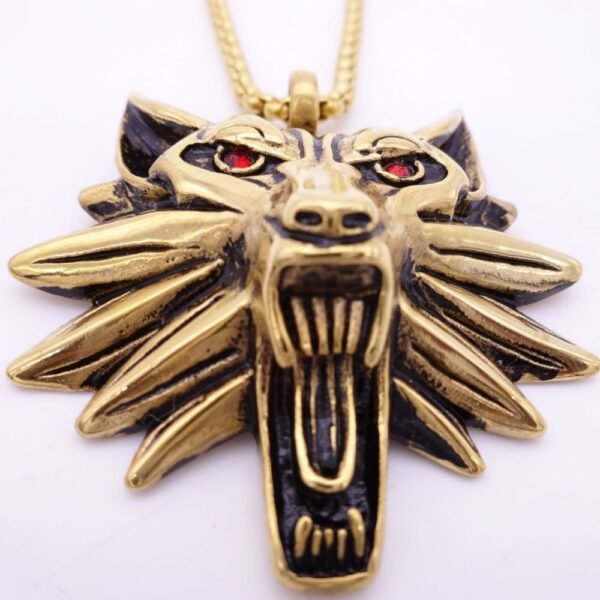 Vintage Gold Red Wolf Medallion Chain - Image 6