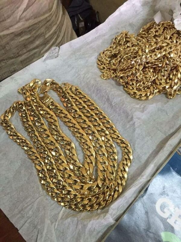 Original 18 Karat AU750 12/14mm Miami Cuban Link Chain - Image 4