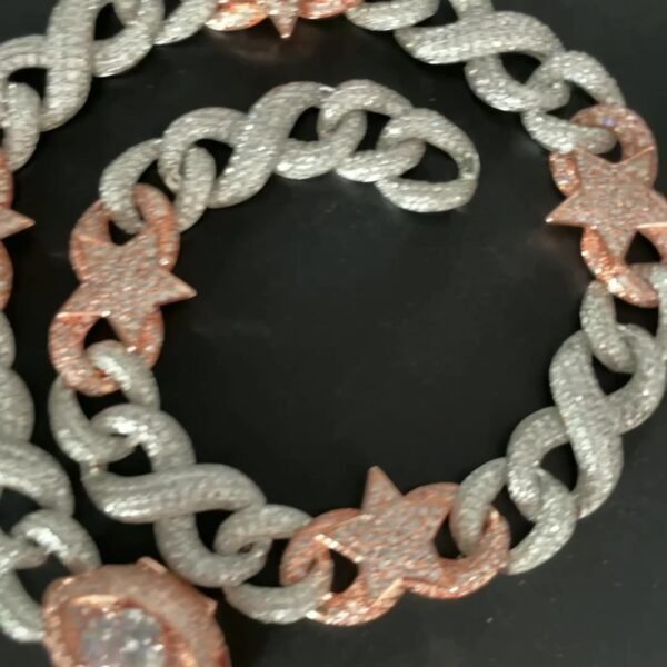 Two-tone Star Eye Buckle Cuban chain - Image 7