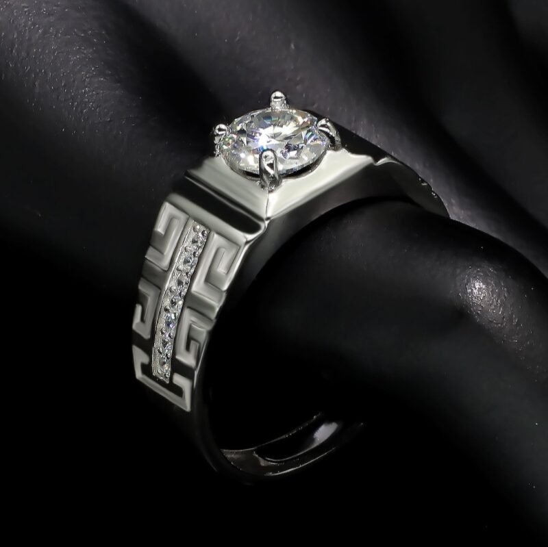 Eleganio Men's VVS Moissanite Diamond Ring - Image 5