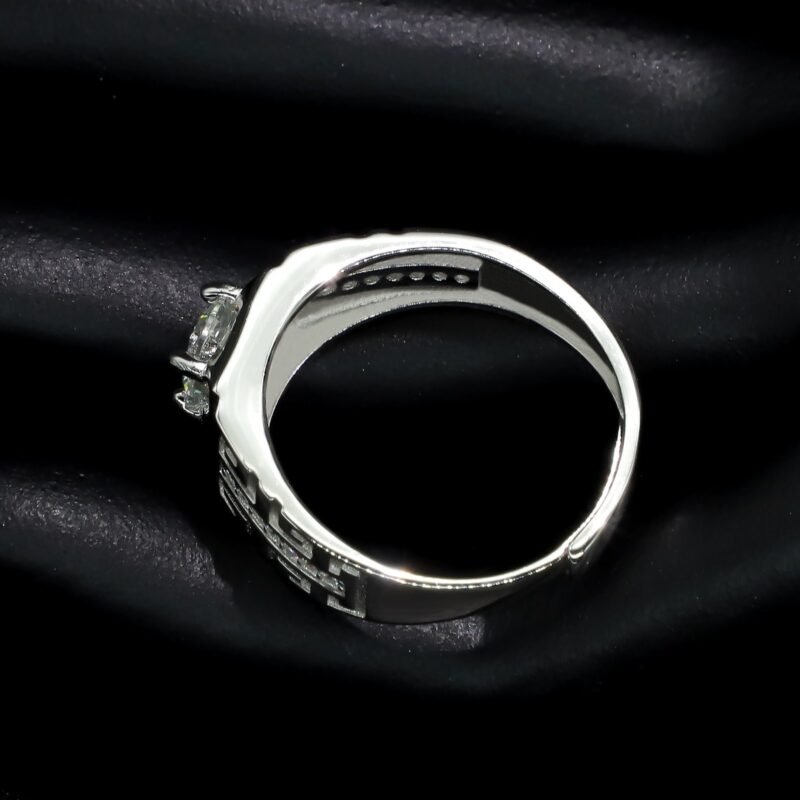 Eleganio Men's VVS Moissanite Diamond Ring - Image 3