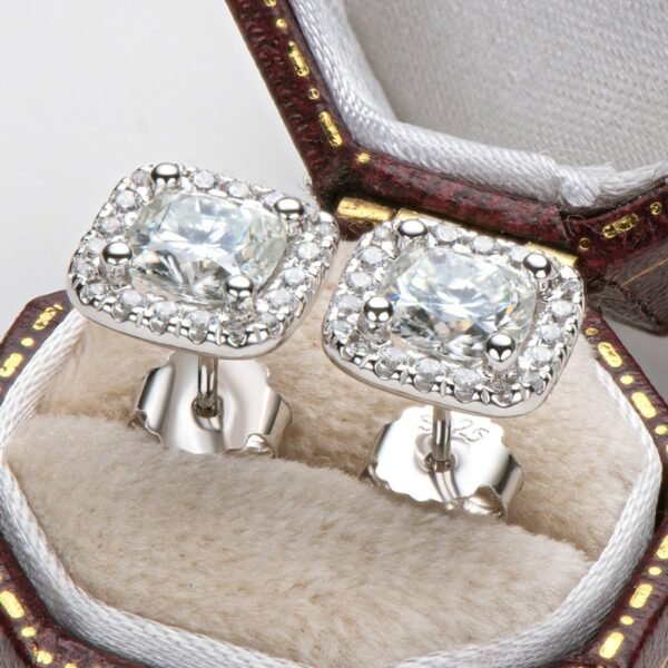 925 Sterling Silver Moissanite Diamond Earring - Image 2