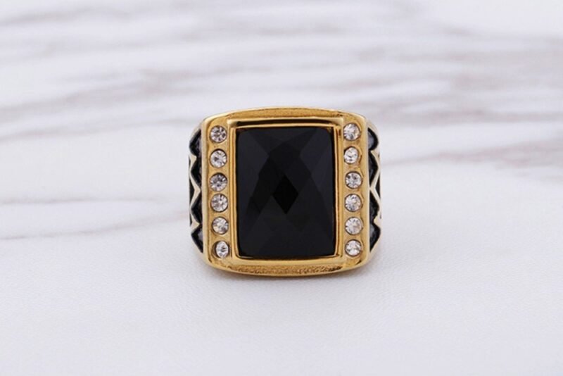 Vintage Thunder Strike Black Stone Ring - Image 12