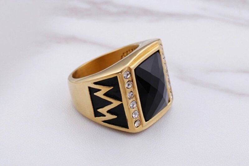Vintage Thunder Strike Black Stone Ring - Image 4