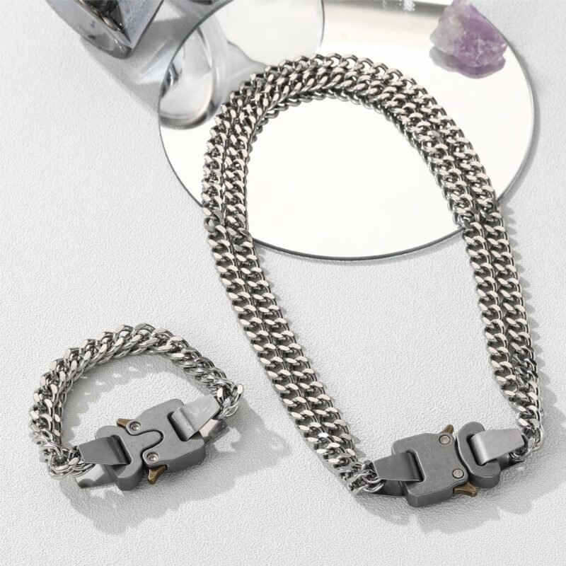 Black Tactical Buckle-Link Fashion Bracelet